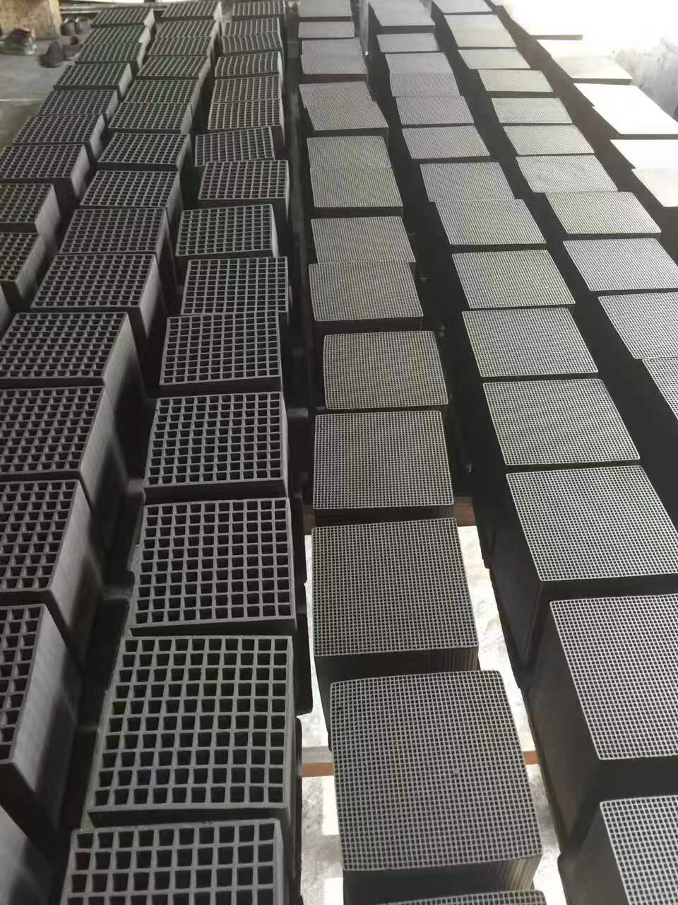 Activated carbon cube honeycomb(图2)